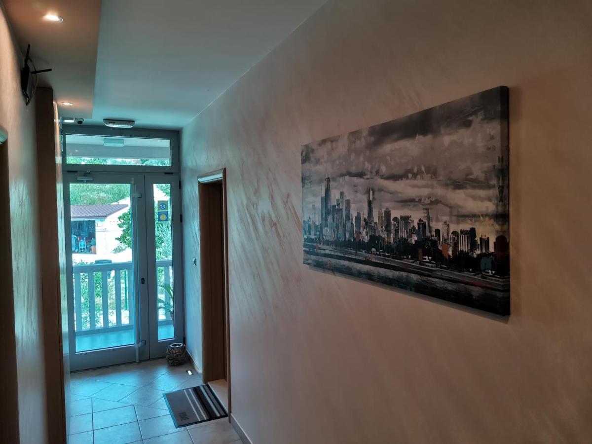 Vila Jadranka Apartments Herceg Novi Exteriör bild