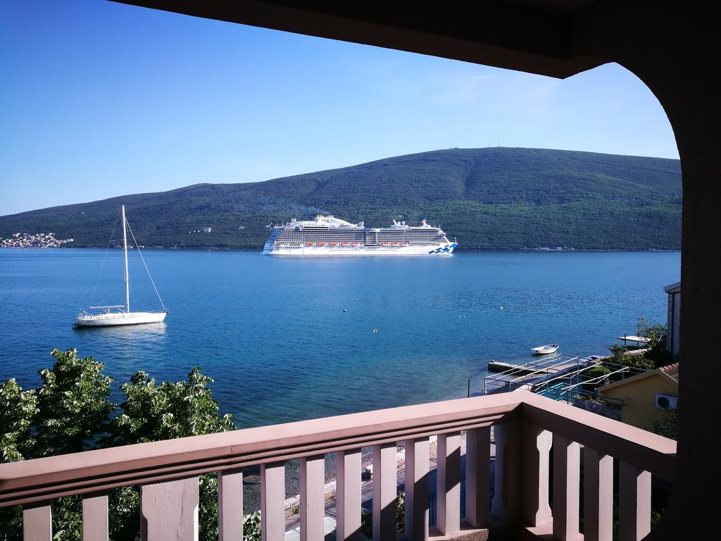 Vila Jadranka Apartments Herceg Novi Exteriör bild
