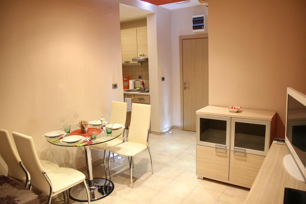 Vila Jadranka Apartments Herceg Novi Exteriör bild