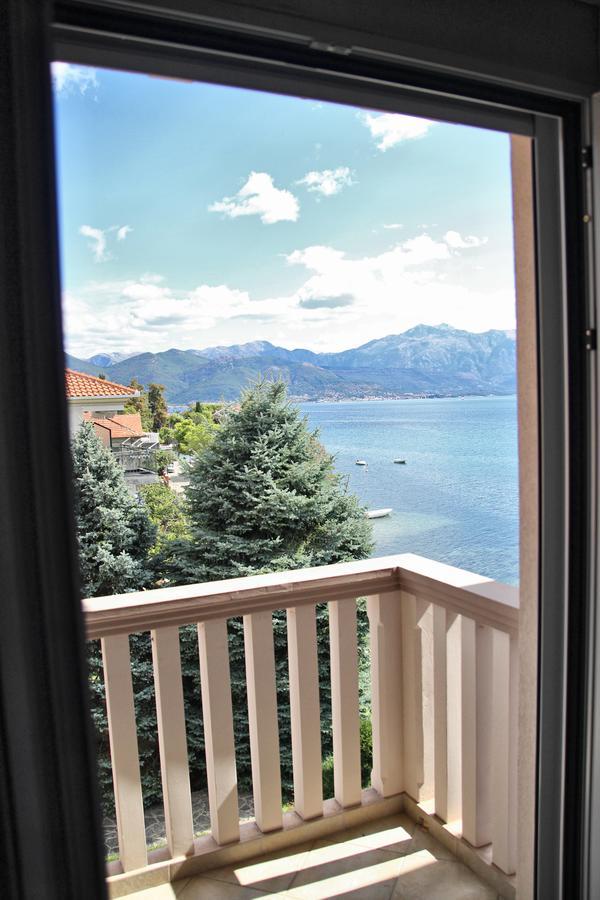 Vila Jadranka Apartments Herceg Novi Exteriör bild