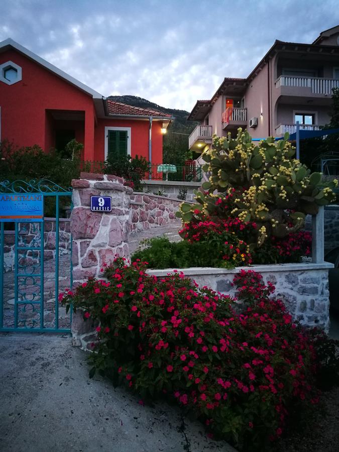 Vila Jadranka Apartments Herceg Novi Exteriör bild
